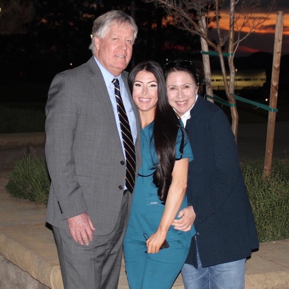 Meet your Posher, Quincy - Picture 2 of 4